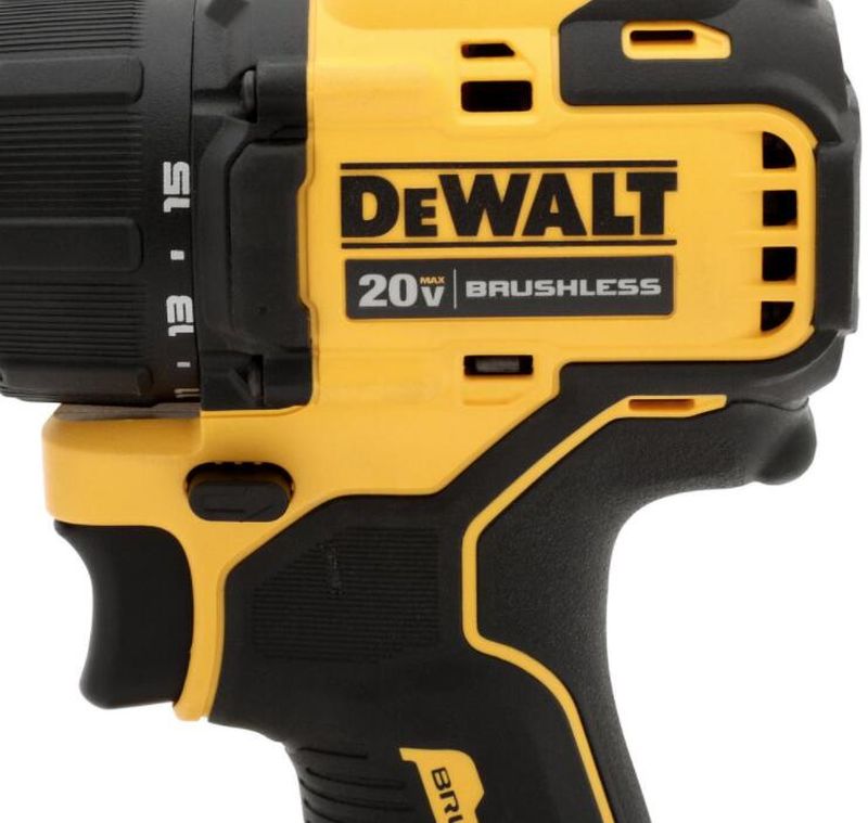 20-Volt MAX Cordless Brushless Compact Drill/Impact Combo Kit (2-Tool) with ATOMIC 4-1/2 in. Circular Saw - Image 4