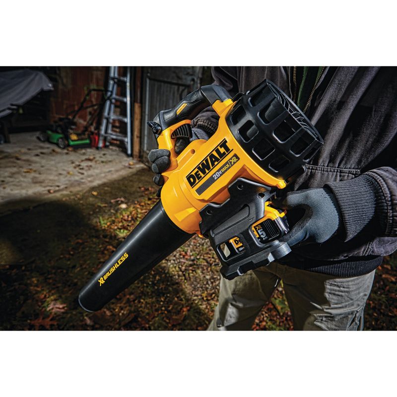 20V MAX LITHIUM ION XR BRUSHLESS HANDHELD BLOWER (BARE) - Image 5